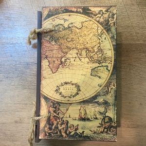 Secret Book/Map Storage Case